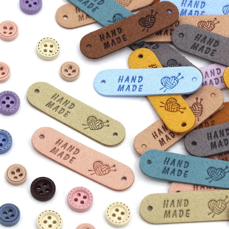 `Placa en cuero handmade mixta