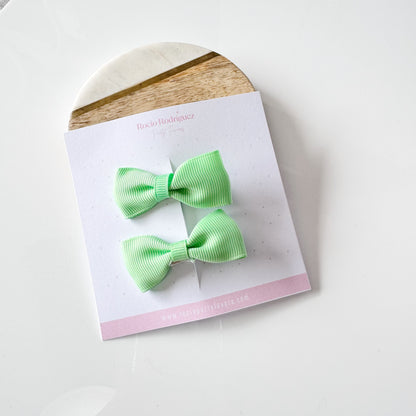 Par mini bow en listón