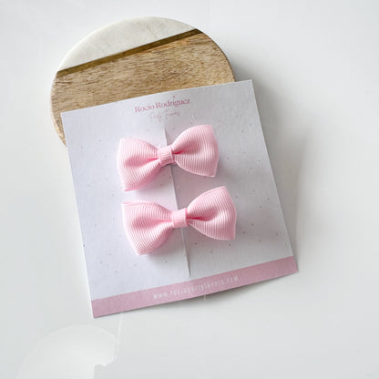 Par mini bow en listón